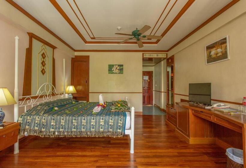 בית מלון כפרי Mw Krabi Beach Resort   Ao Nang   Sha Extra Plus