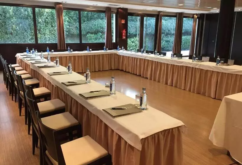 Oca Palacio De La Llorea Hotel & Spa