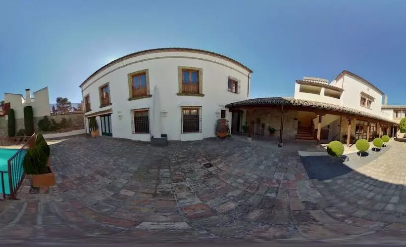 Hotel Puerta De La Luna