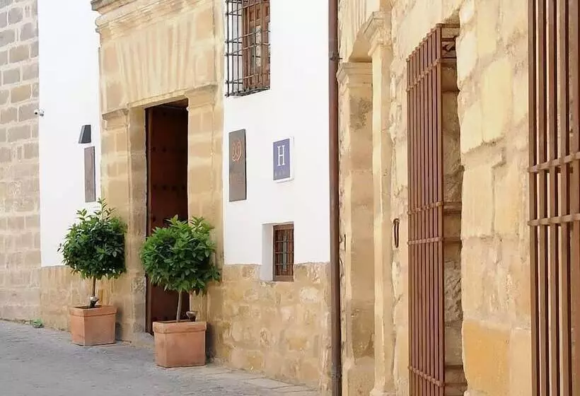 Hotel Puerta De La Luna