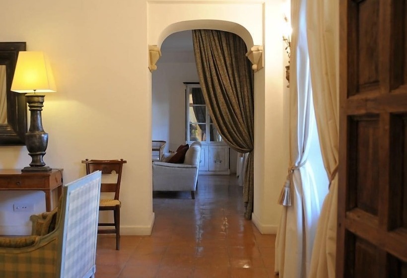 Отель Puerta De La Luna