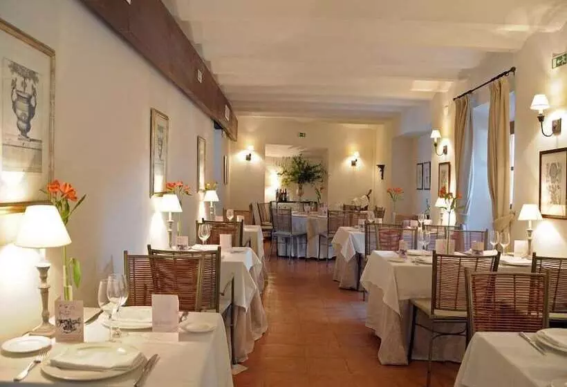 Hotel Puerta De La Luna