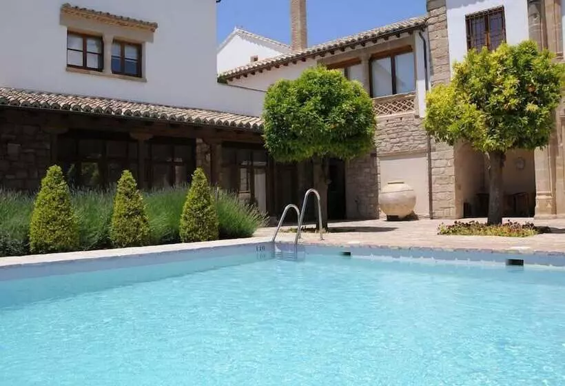 Hotel Puerta De La Luna