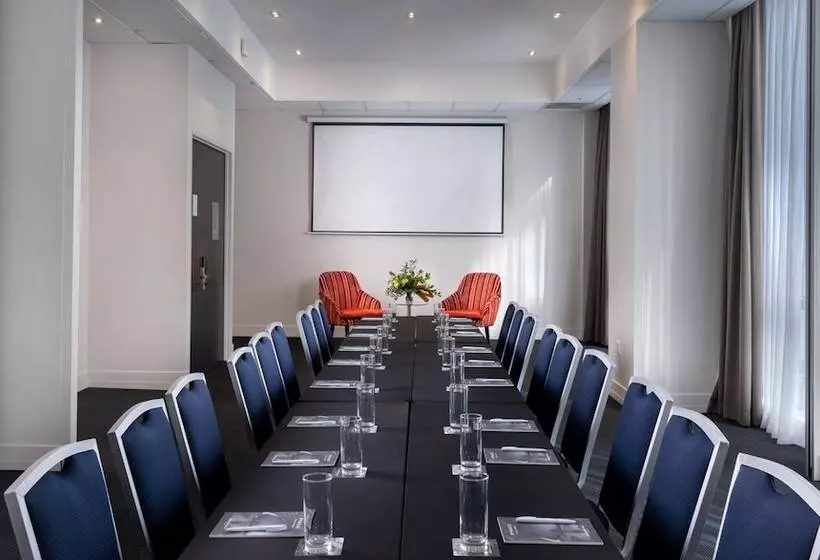 Hotel Rydges Auckland