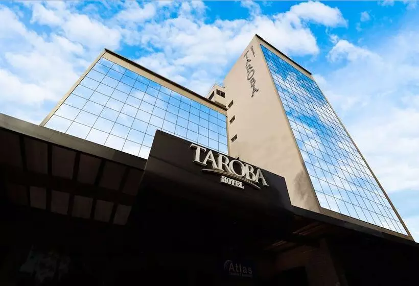 هتل Tarobá