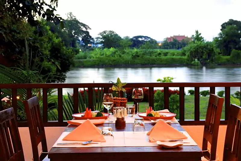 호텔 The Legend Chiang Rai Boutique River Resort & Spa