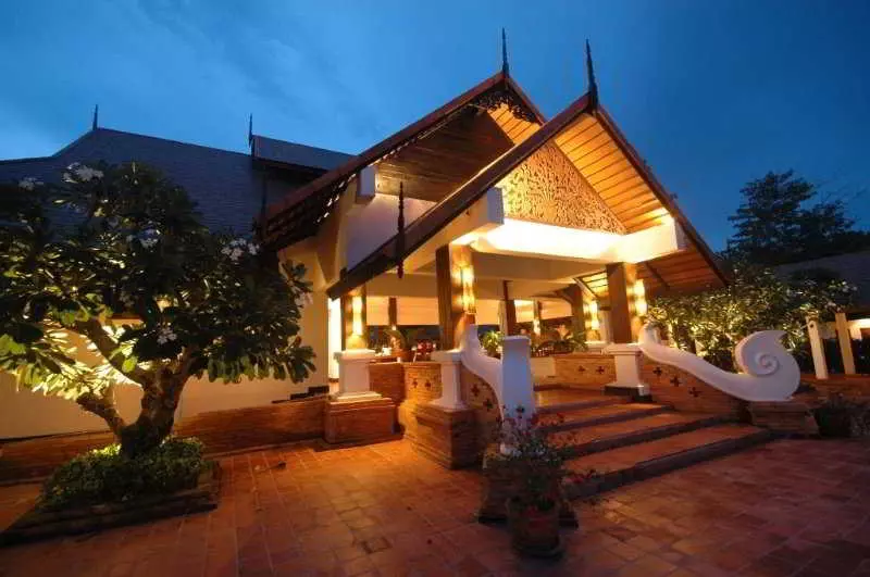 호텔 The Legend Chiang Rai Boutique River Resort & Spa