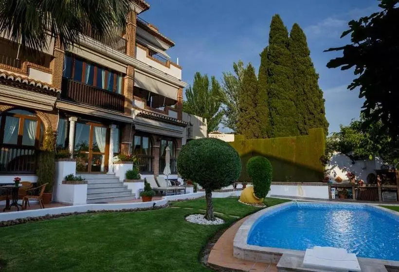 בית מלון כפרי Villa Sur