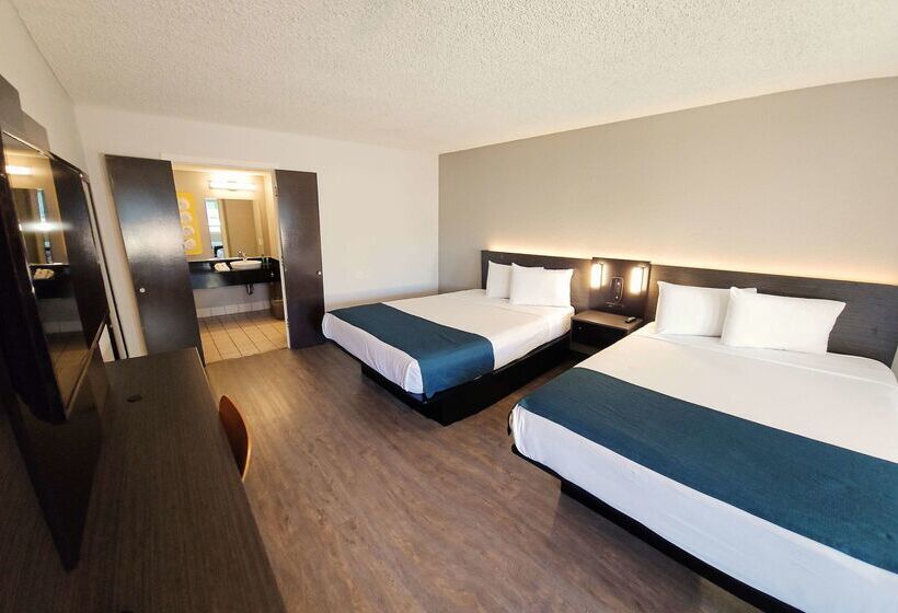 Motel 6 Anaheim, Ca   Maingate