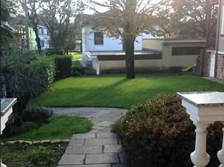 Bed and Breakfast Villa Le Rondini