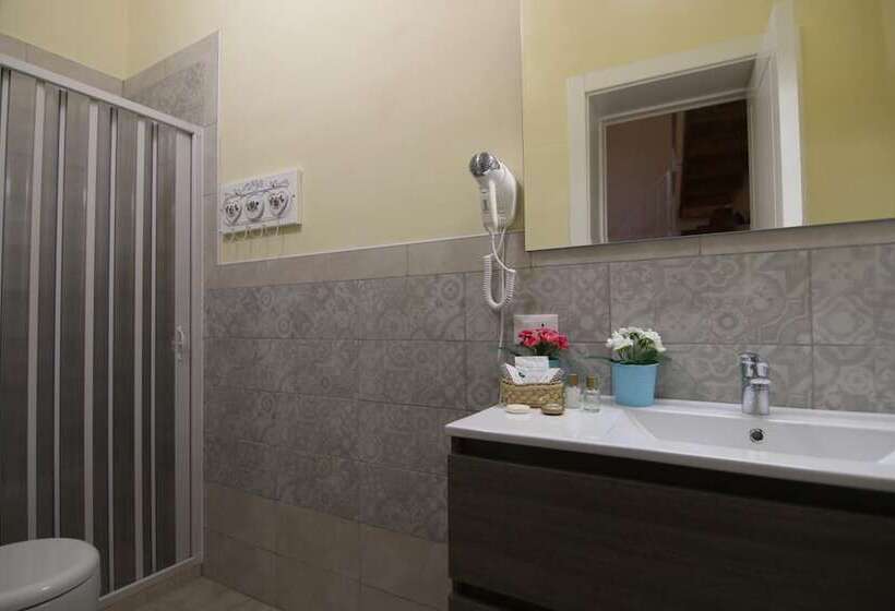 مبيت وإفطار Corte Manzoni