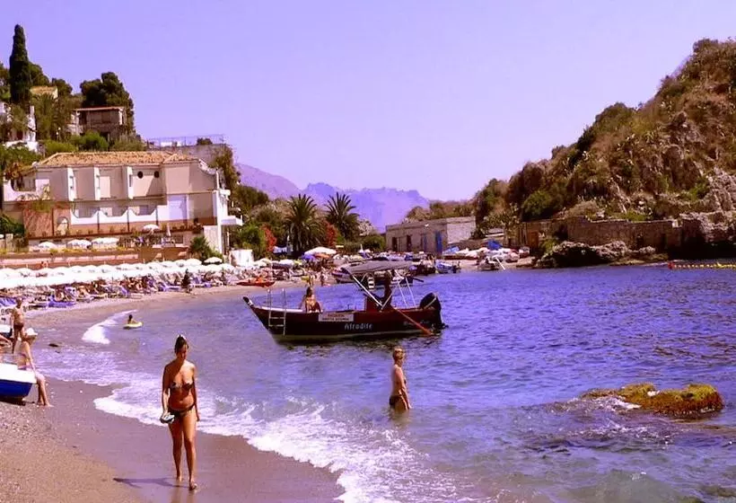 تختخواب و صبحانه Villa Arianna