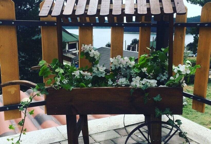 ベッドアンドブレックファースト A Due Passi