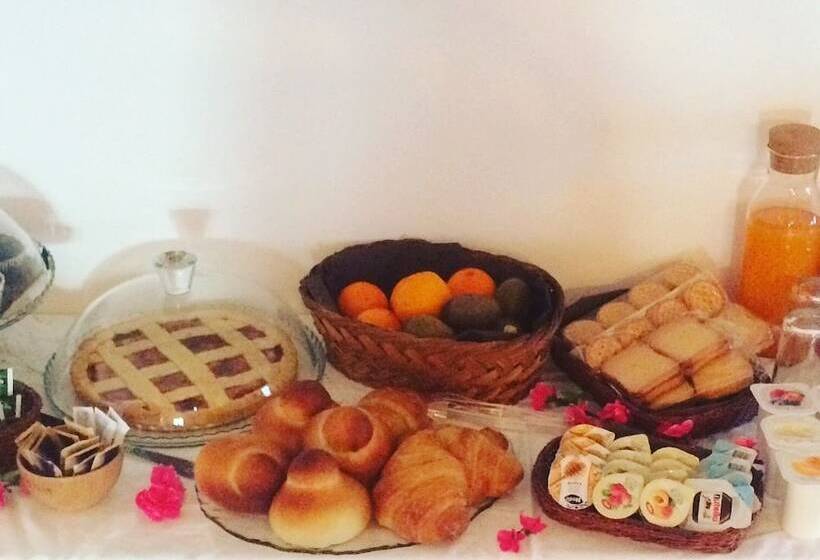 ベッドアンドブレックファースト A Due Passi