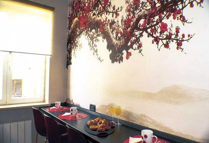 تختخواب و صبحانه Il Cortile