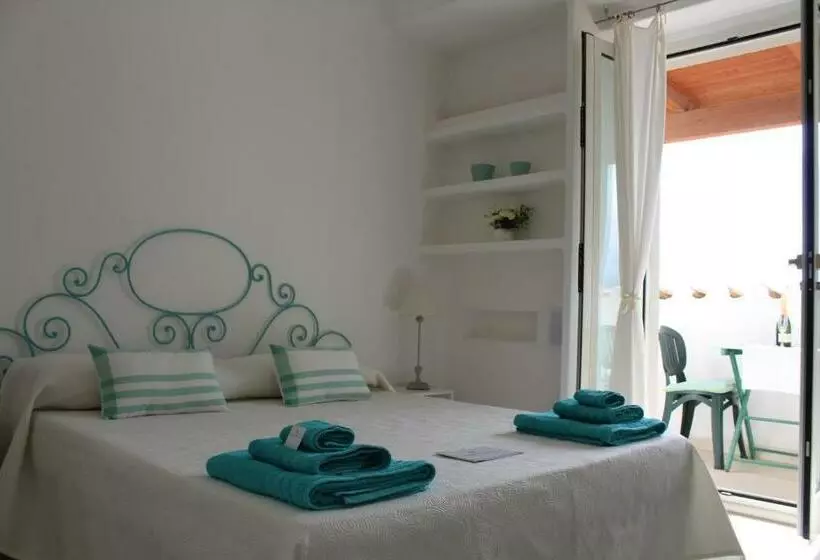 تختخواب و صبحانه Villa Stella Turchese   Iun F0243