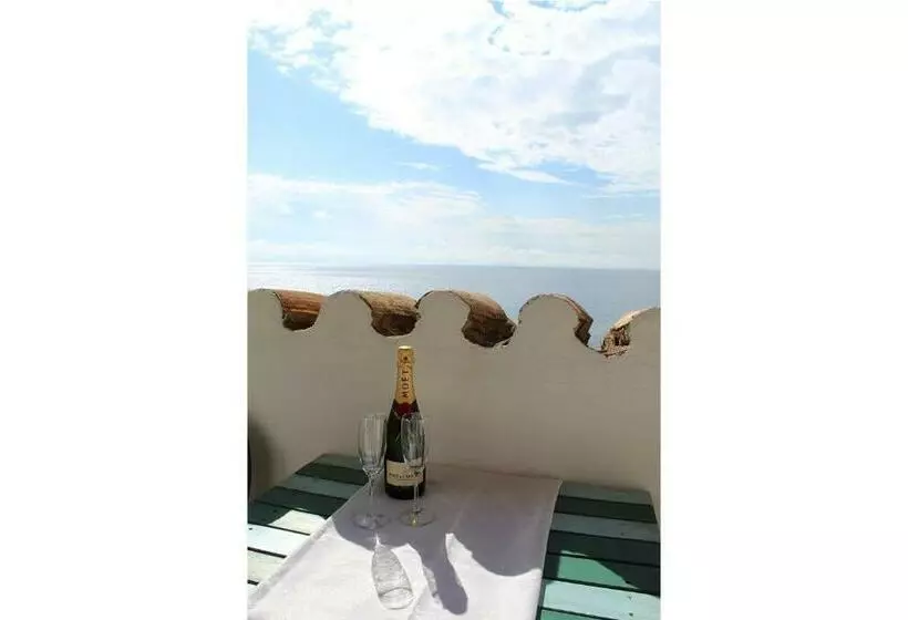 تختخواب و صبحانه Villa Stella Turchese   Iun F0243