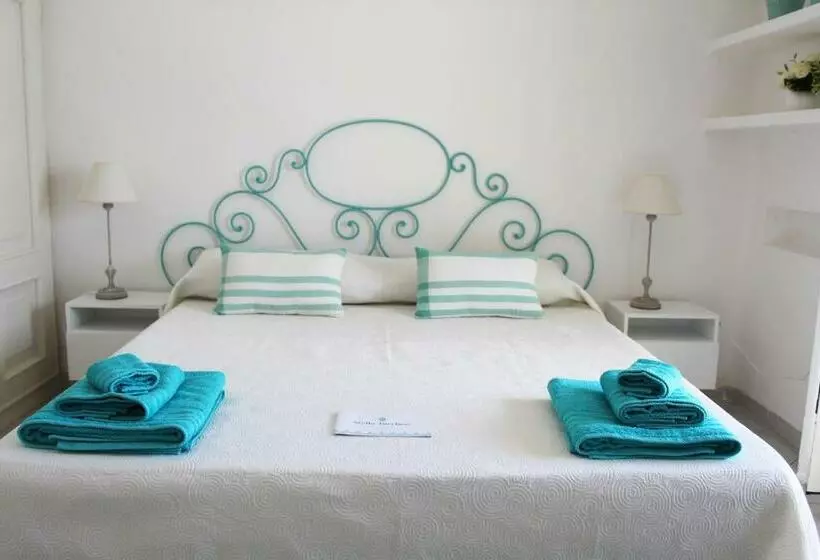 تختخواب و صبحانه Villa Stella Turchese   Iun F0243