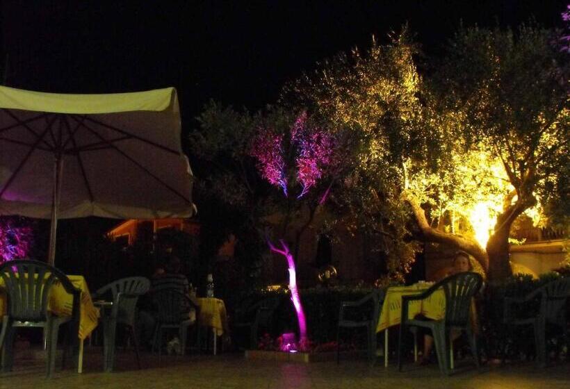 酒店 Albergo Marla