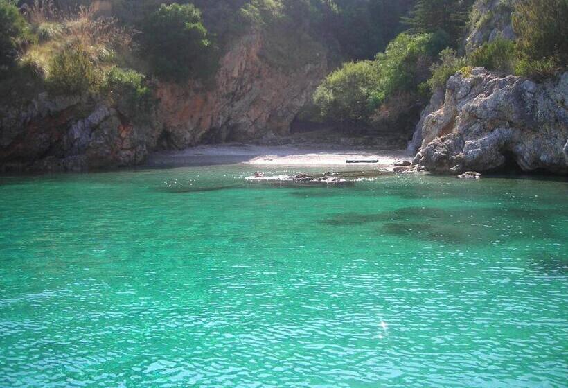 호텔 Albergo Marla