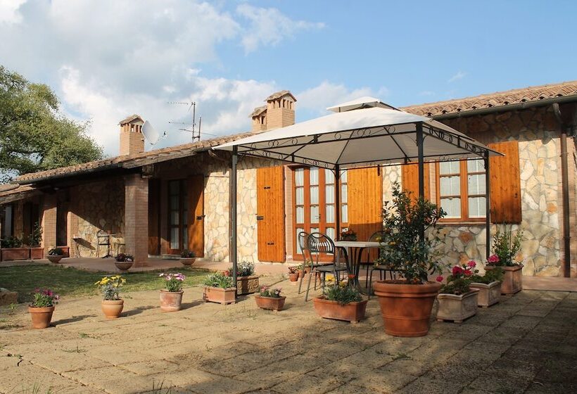 田舎風ホテル Agriturismo Cantagalli