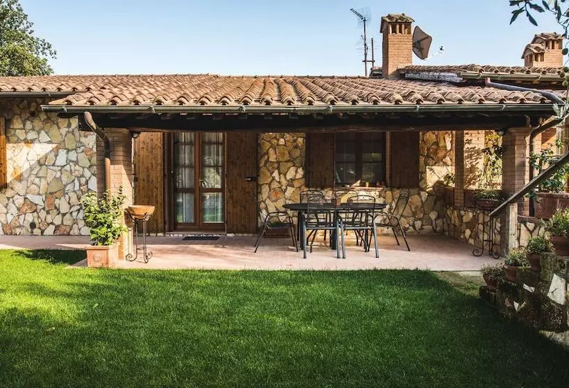 田舎風ホテル Agriturismo Cantagalli