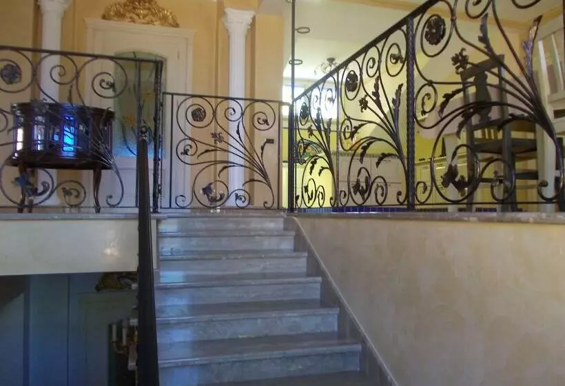 Aamiaismajoitus (B&B) A La Maison De Gabry