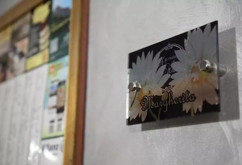 Aamiaismajoitus (B&B) A La Maison De Gabry