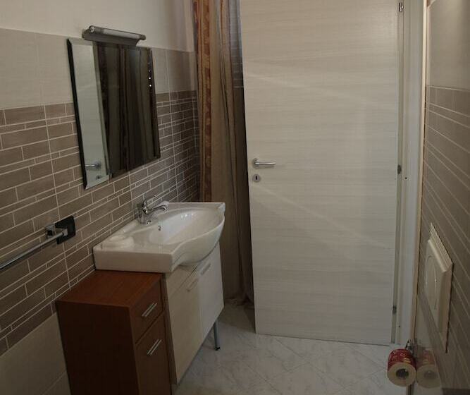 ベッドアンドブレックファースト A La Maison De Gabry