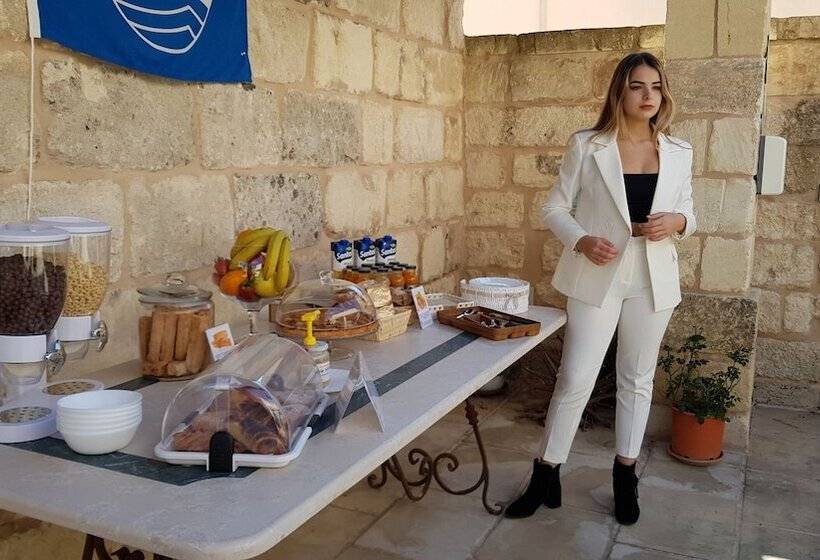 تختخواب و صبحانه Salento Ada S House