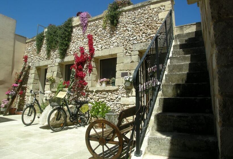 تختخواب و صبحانه Salento Ada S House