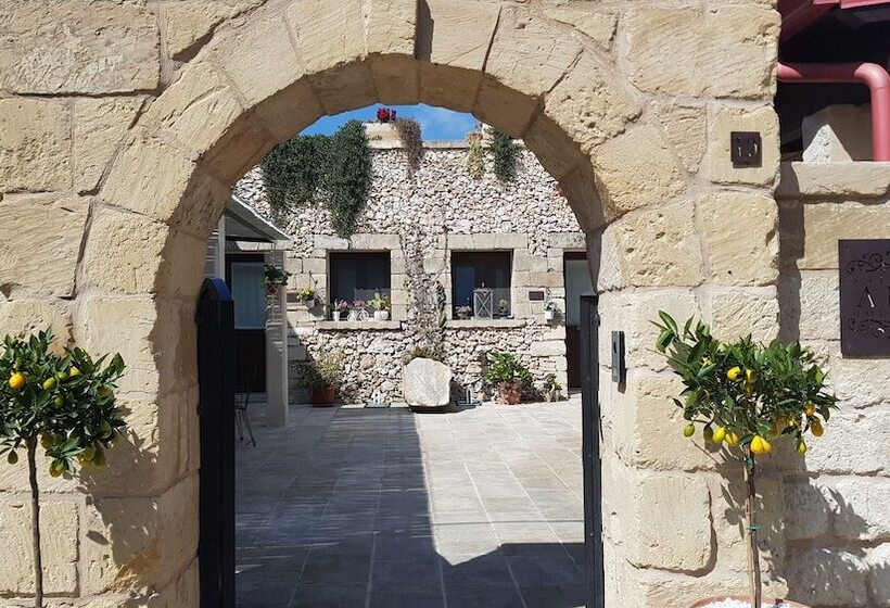 تختخواب و صبحانه Salento Ada S House