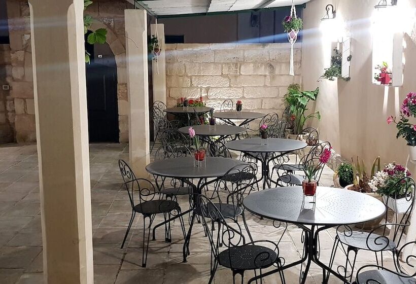 تختخواب و صبحانه Salento Ada S House