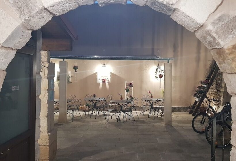 تختخواب و صبحانه Salento Ada S House