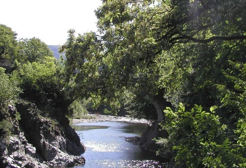 هتل Camping Valle Romantica