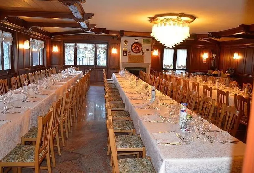 ホテル Monte Giove