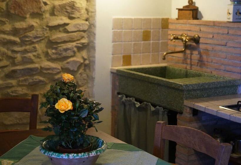 בית מלון כפרי Agriturismo Bonzalone