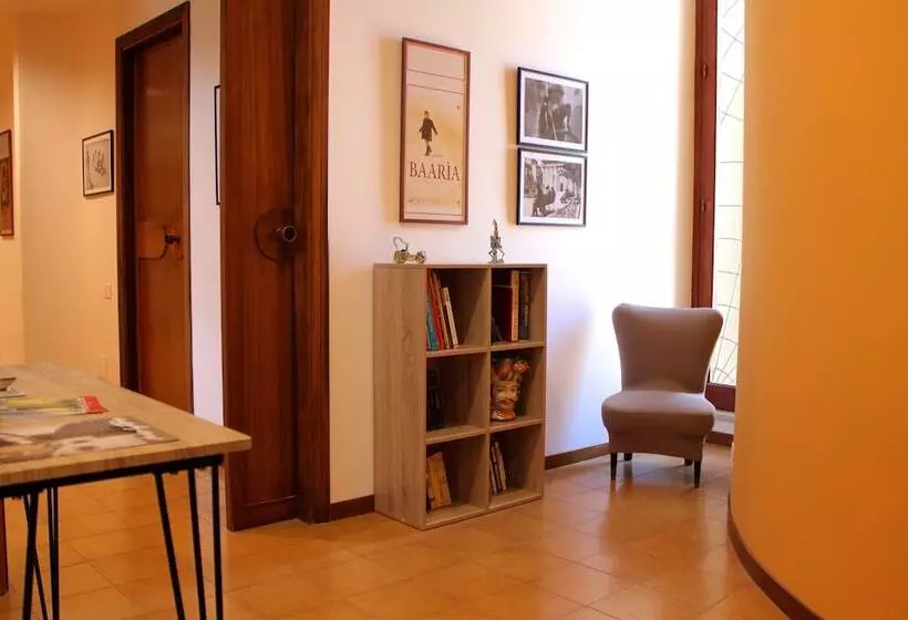 ペンション Gli Artisti Apartments & Rooms