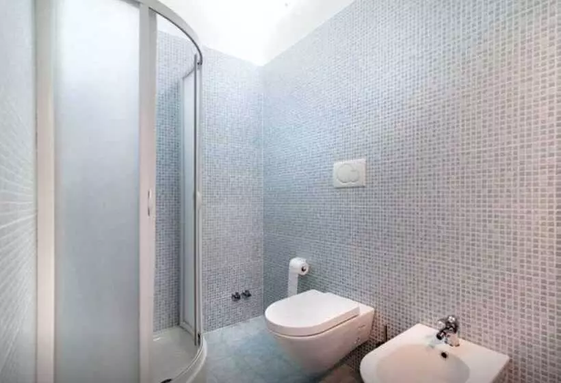 Aamiaismajoitus (B&B) Cream & Caramel Bed