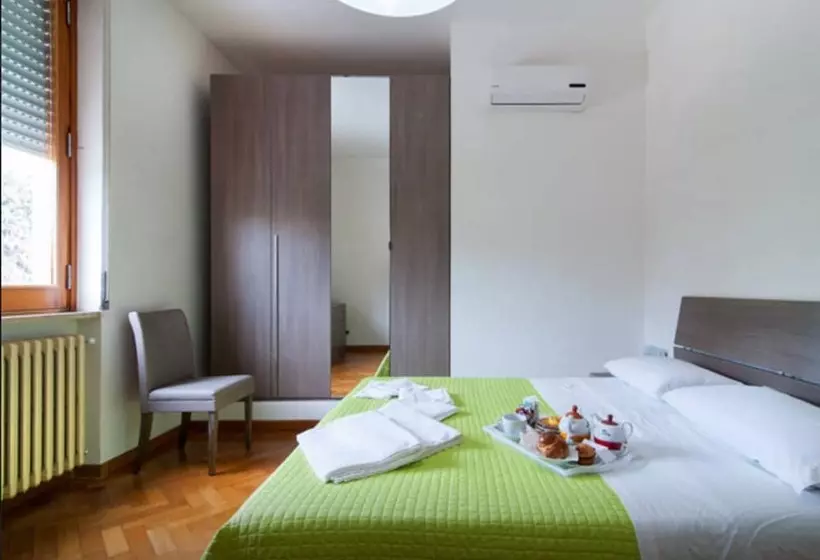 Aamiaismajoitus (B&B) Cream & Caramel Bed