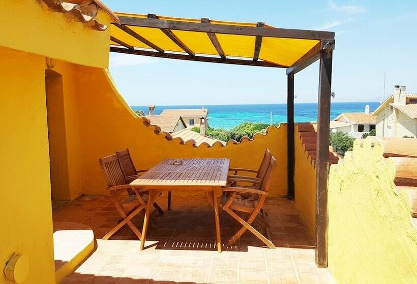 تختخواب و صبحانه La Baia Apartments