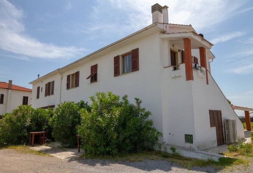 בית מלון כפרי Dory