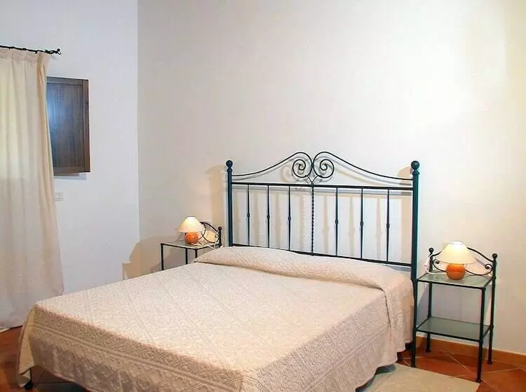 田舎風ホテル Agriturismo Li Scopi