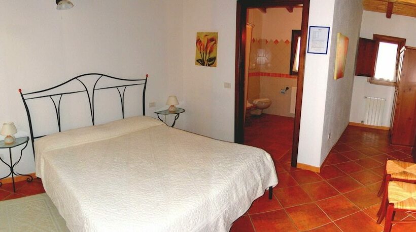 Сельский отель Agriturismo Li Scopi