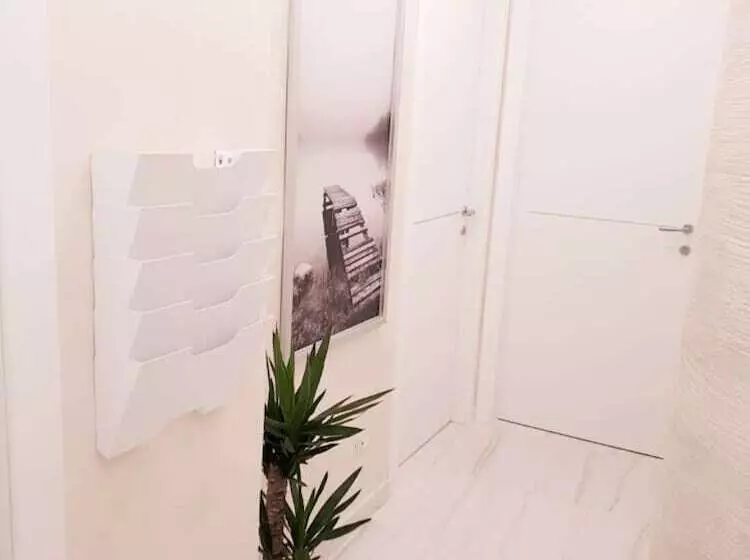 پانسیون Silver House