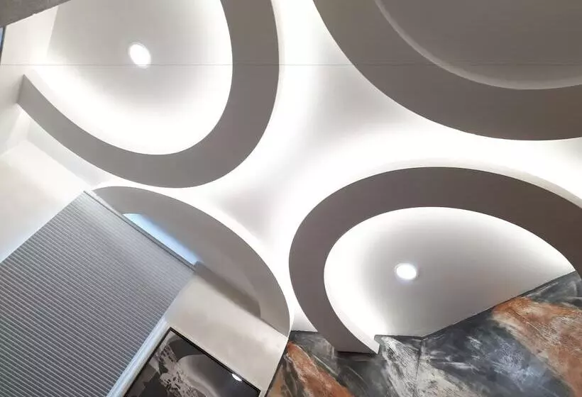 پانسیون Silver House