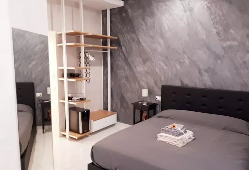 پانسیون Silver House