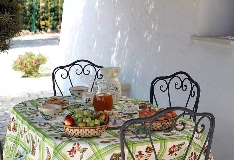 田舎風ホテル Agriturismo Grotta Di Figazzano