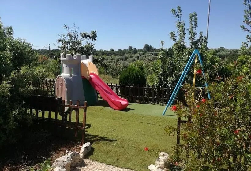 田舎風ホテル Agriturismo Grotta Di Figazzano