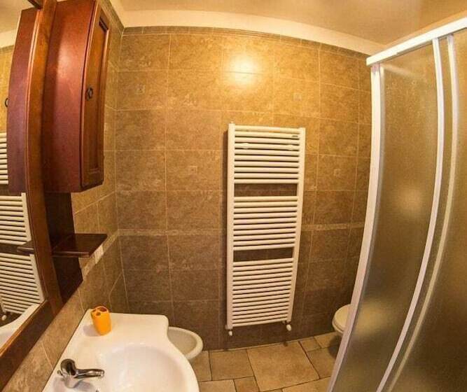 Сельский отель Agriturismo Grotta Di Figazzano